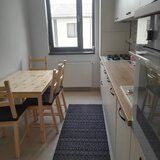 Drumul Taberei, 2 camere, 54 mp. decomandat,Brancusi,Dr. Valea Doftanei